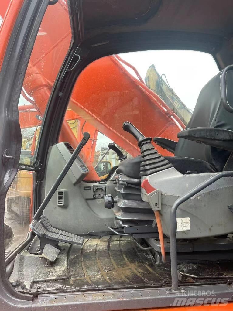 Doosan dx225 Bagri goseničarji