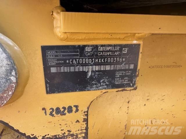 CAT D1 Buldožerji goseničarji