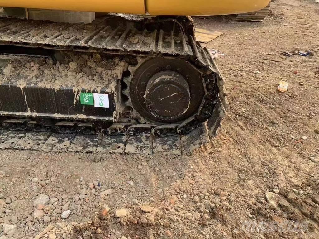 CAT 307 Mini bagri <7t