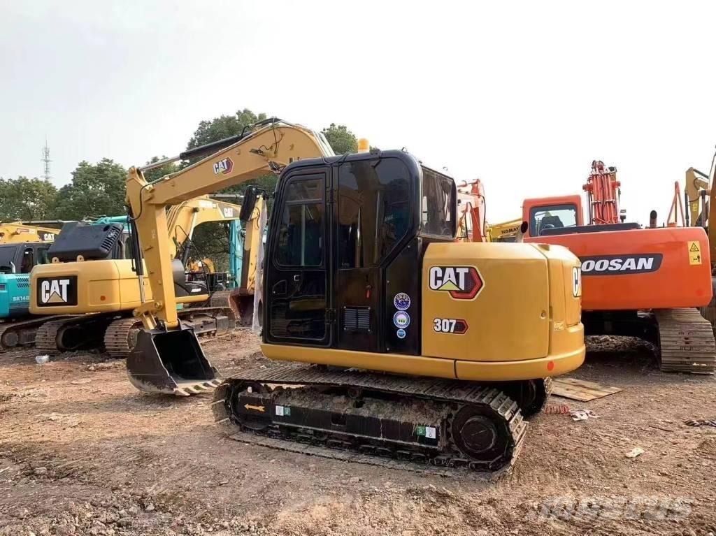 CAT 307 Mini bagri <7t