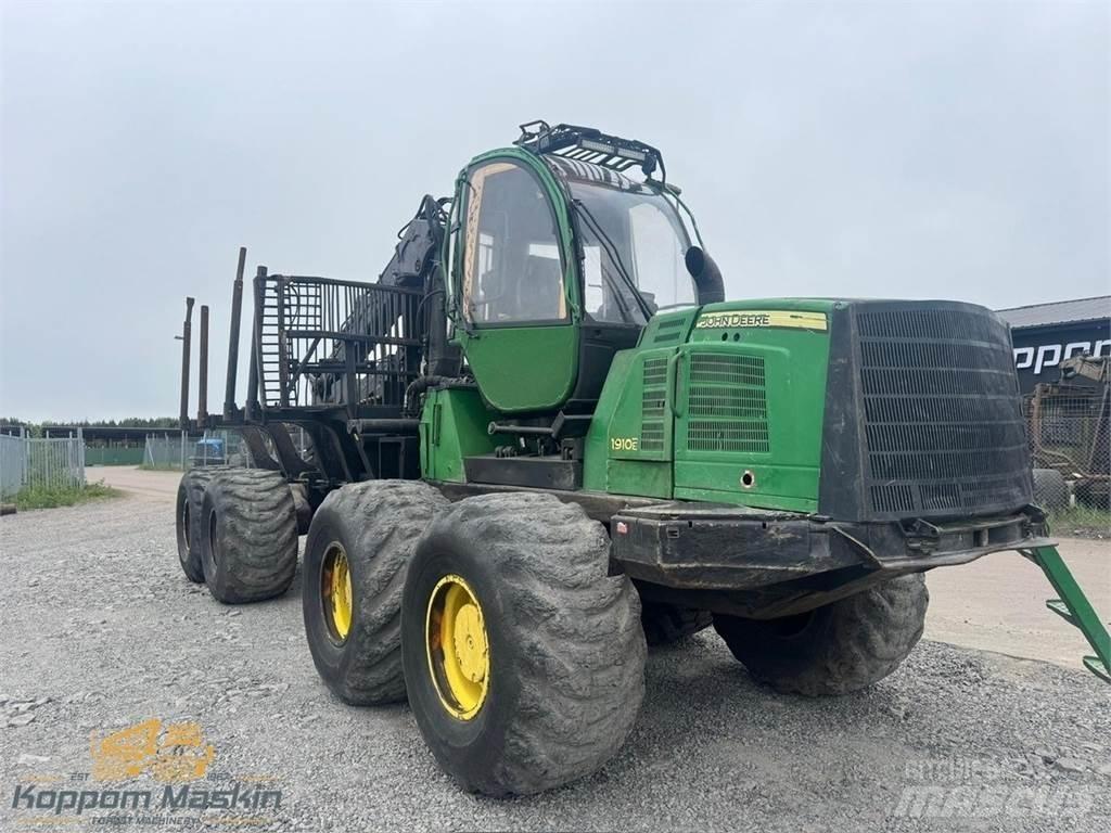 John Deere 1910E Forwarderji