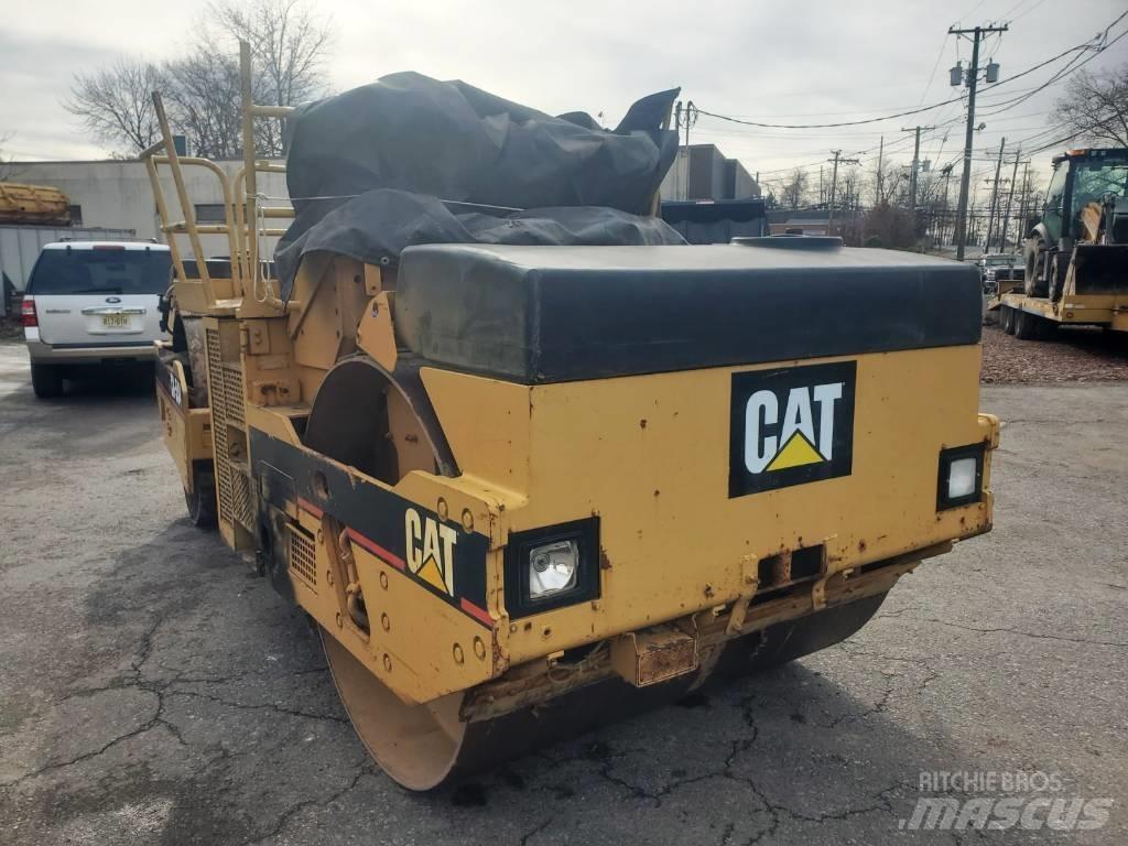 CAT CB 534 Dvojni valjarji