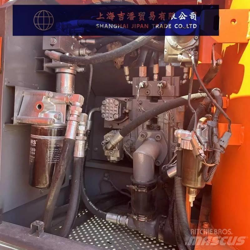 Hitachi ZX 160 Bagri goseničarji