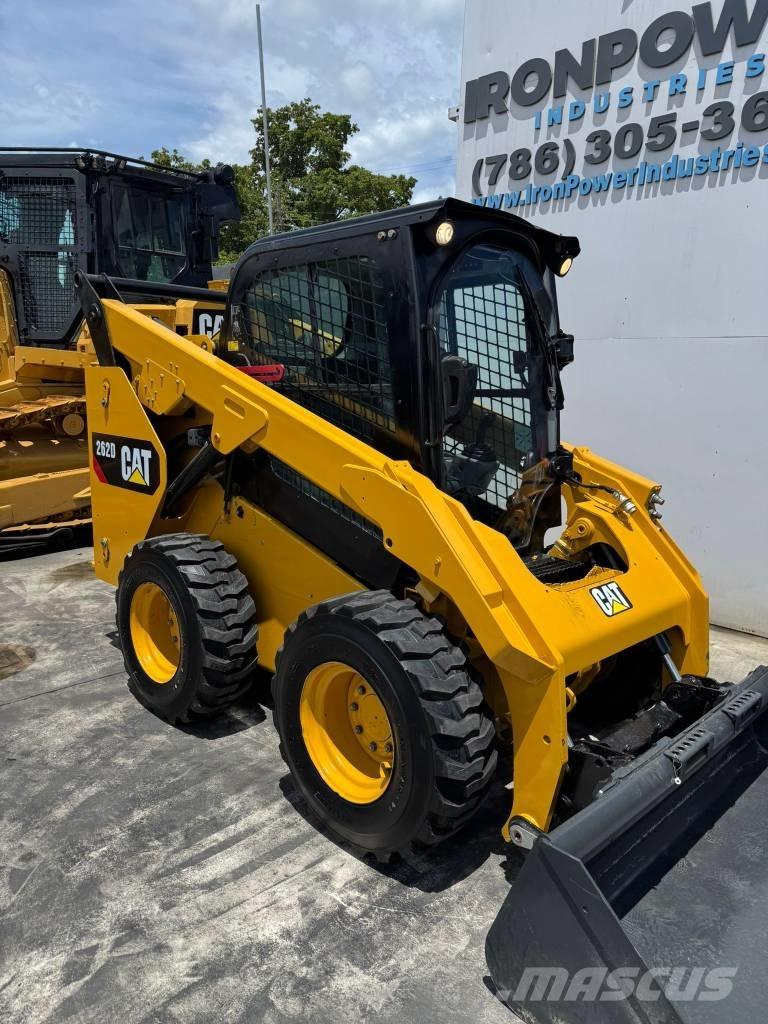 CAT 262 D Skid steer mini nakladalci