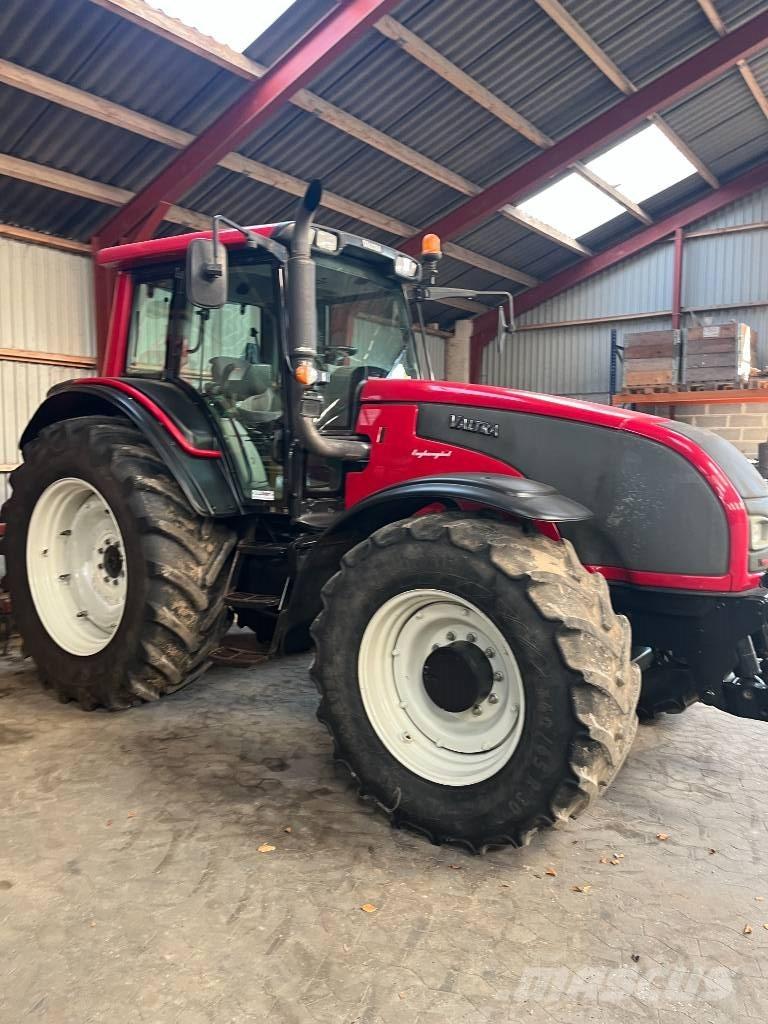 Valtra T 191 Traktorji