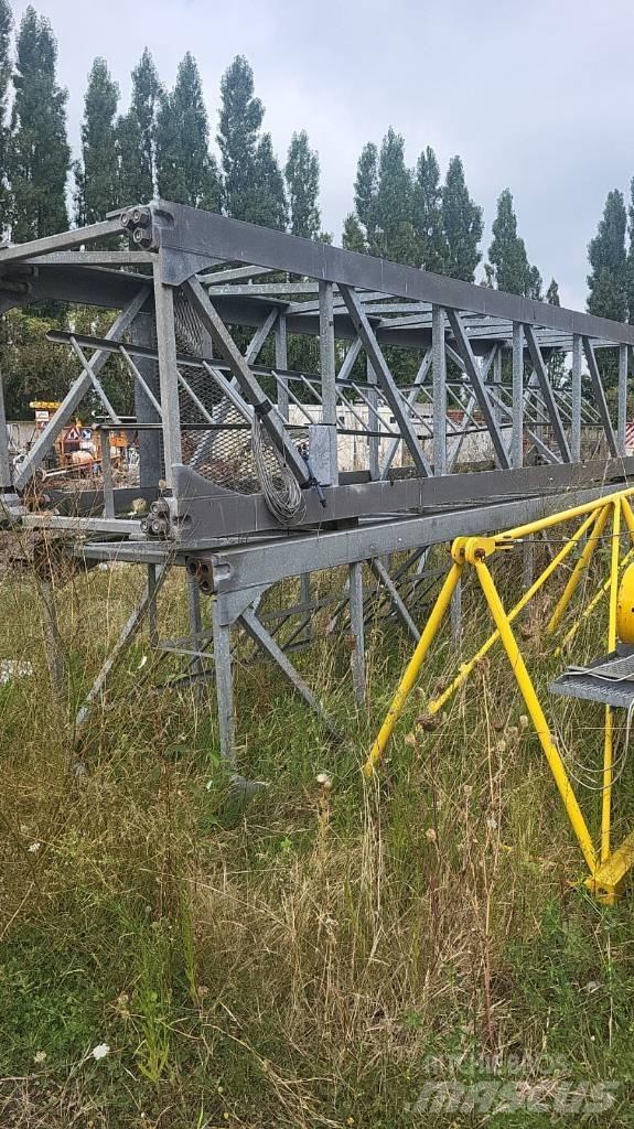 FM GRU 1350 TLX Stolpni žerjavi