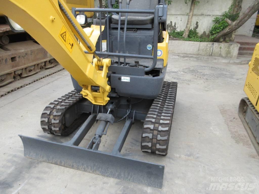 Komatsu PC 18 Mini bagri <7t