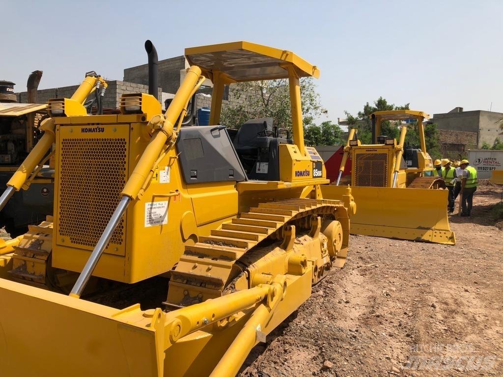 Komatsu D 85 ESS-2A Buldožerji goseničarji