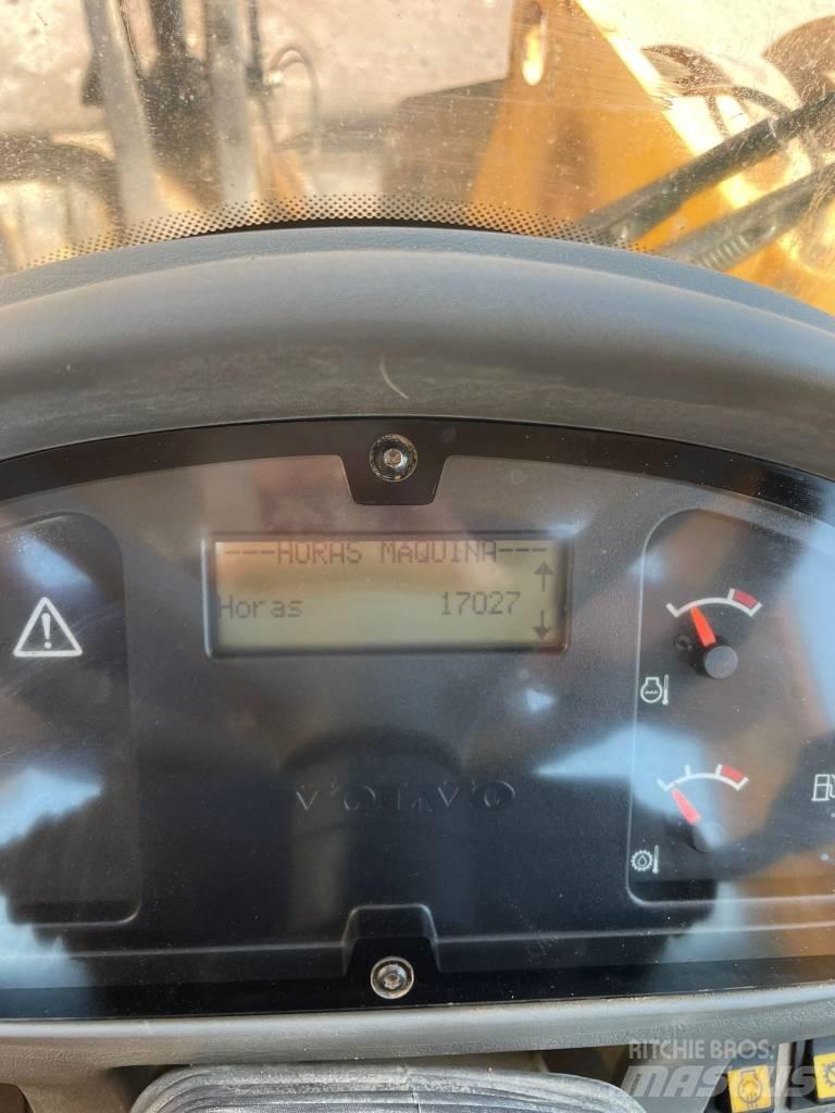 Volvo L 110 E Kolesni nakladalci