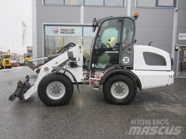 Weidemann 4080 Kolesni nakladalci
