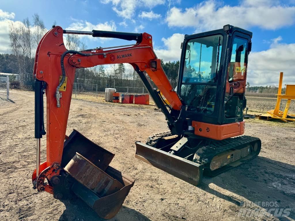 Hitachi ZX 26 U-6 Mini bagri <7t