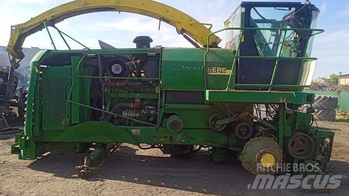 John Deere 7300 rim Gume, kolesa in platišča