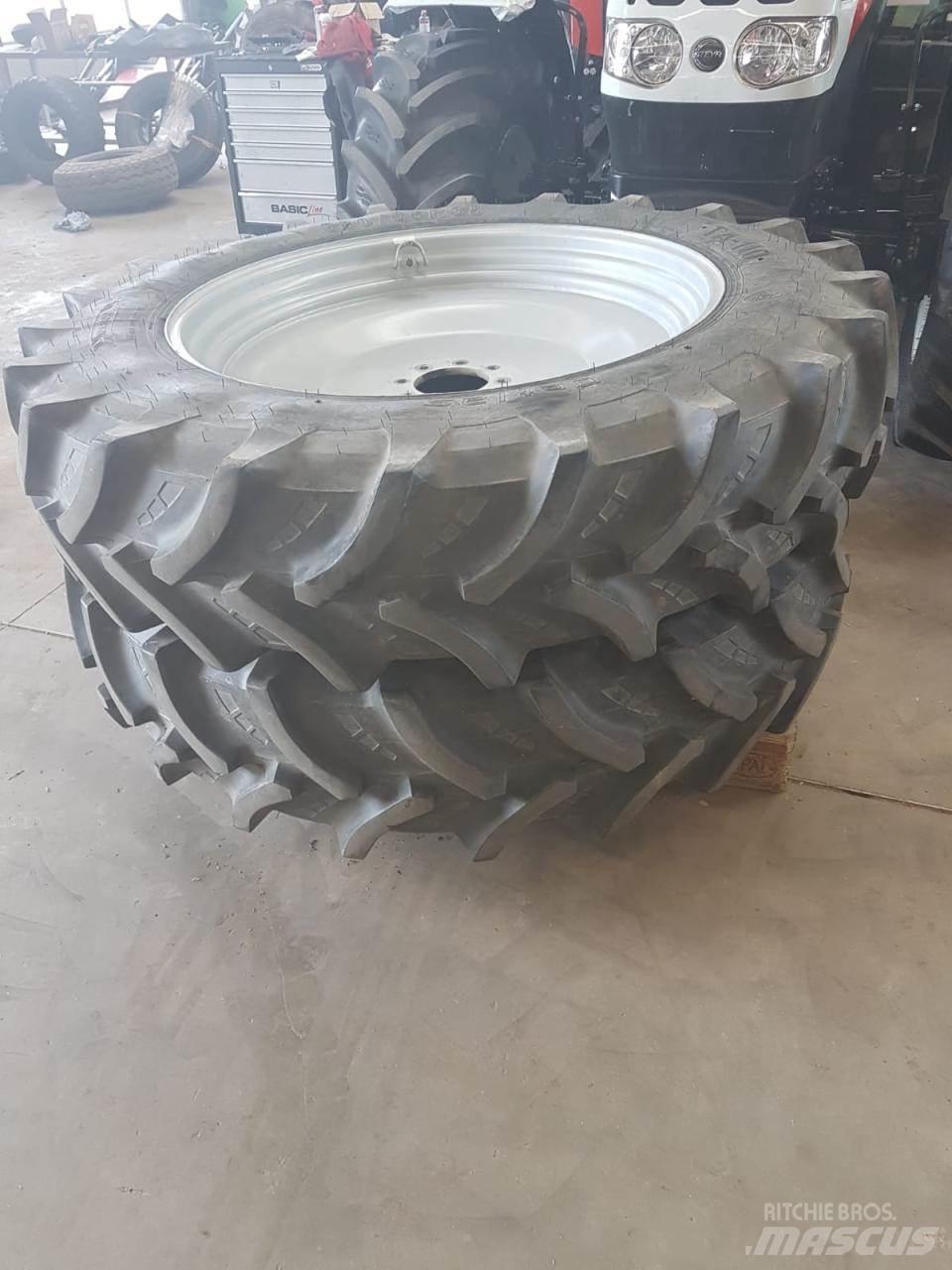 Petlas 380/85R38 Gume, kolesa in platišča