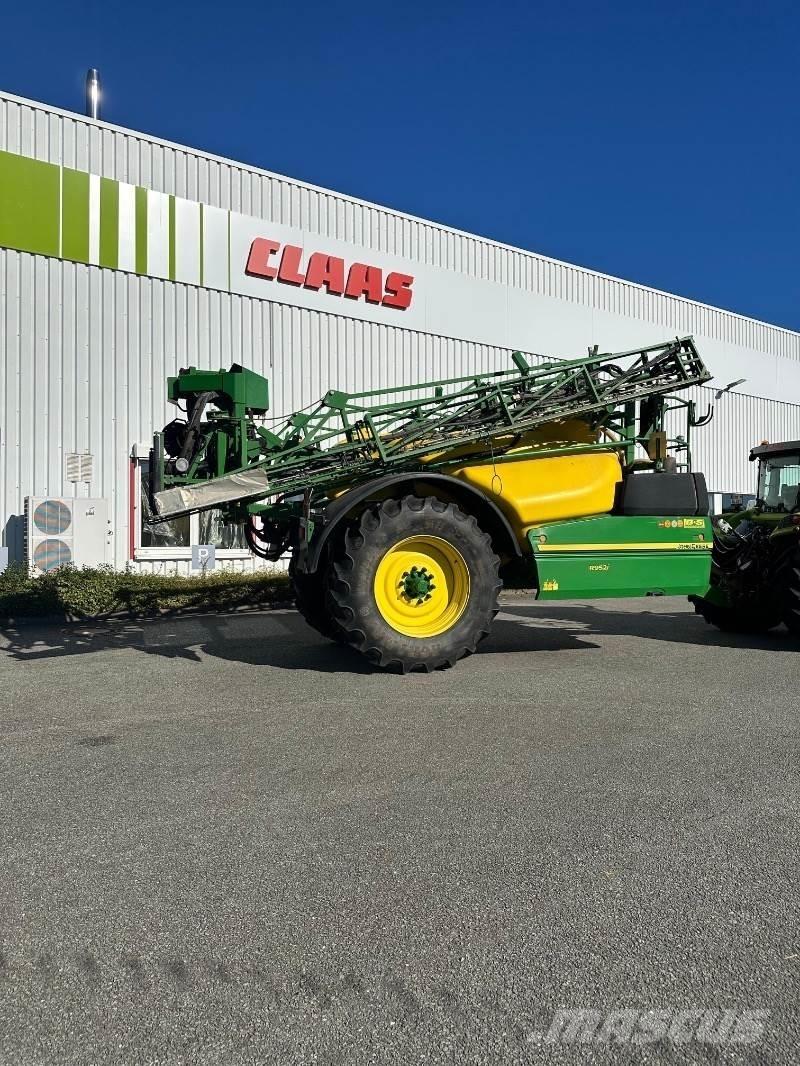 John Deere R952 i Vlečne škropilnice