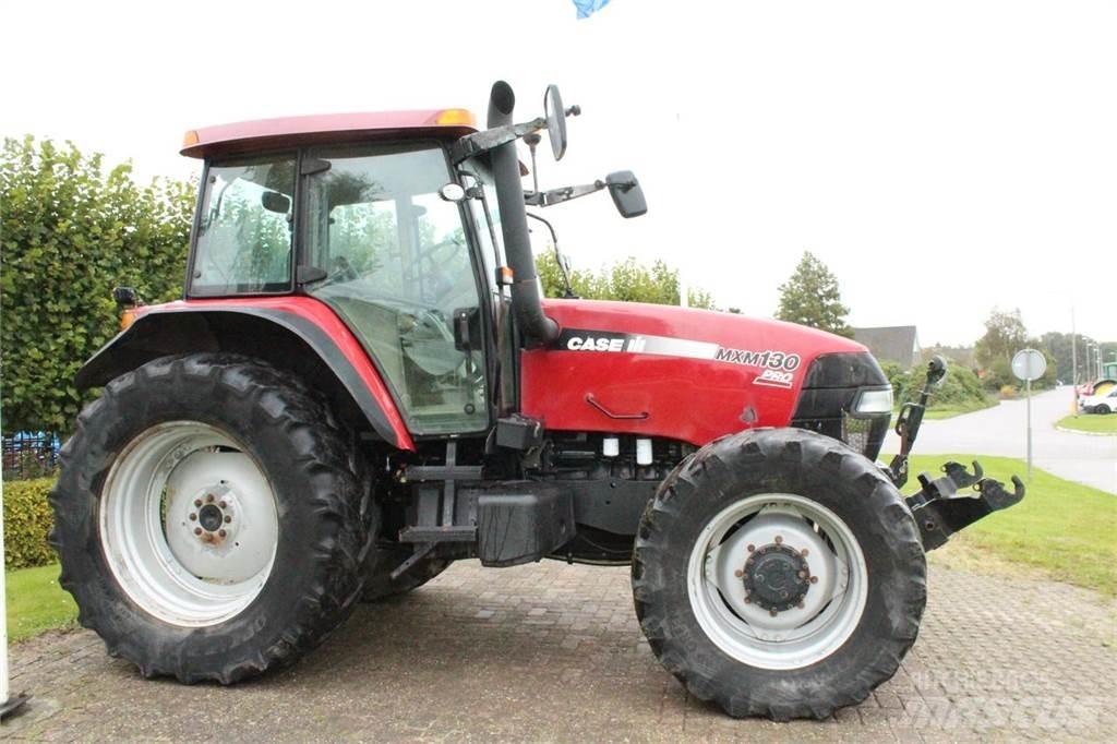 Case IH MXM130 Traktorji