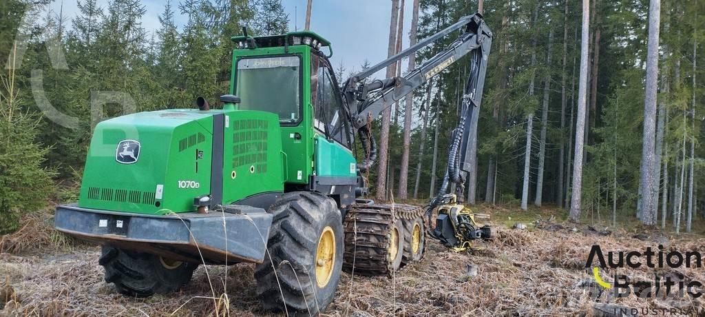 John Deere 1070 D Harvesterji
