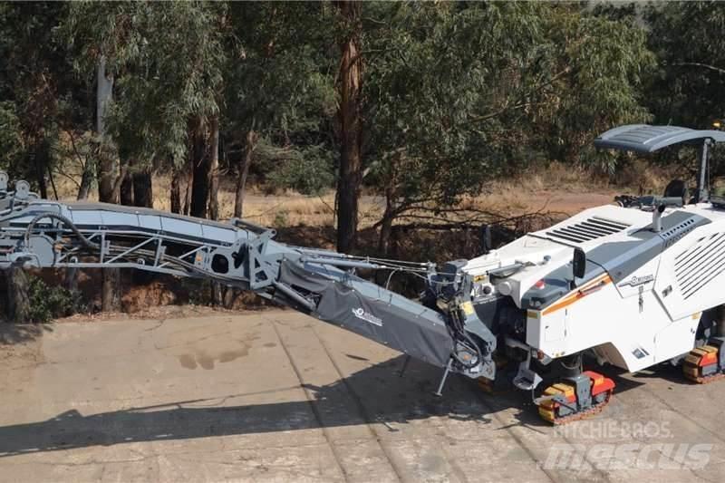 Wirtgen W130F Drugi tovornjaki
