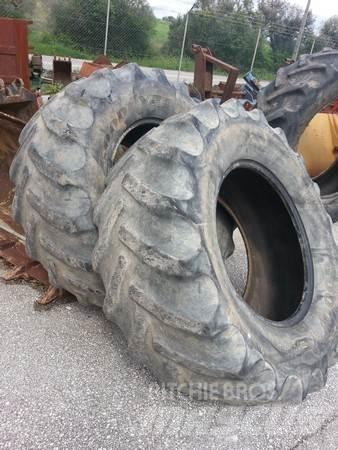  Pneus 540/65R28 Gume, kolesa in platišča
