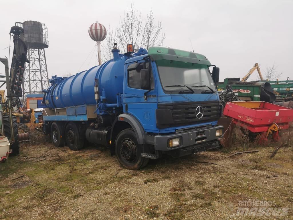 Mercedes-Benz 2426 Vakuumski tovornjaki