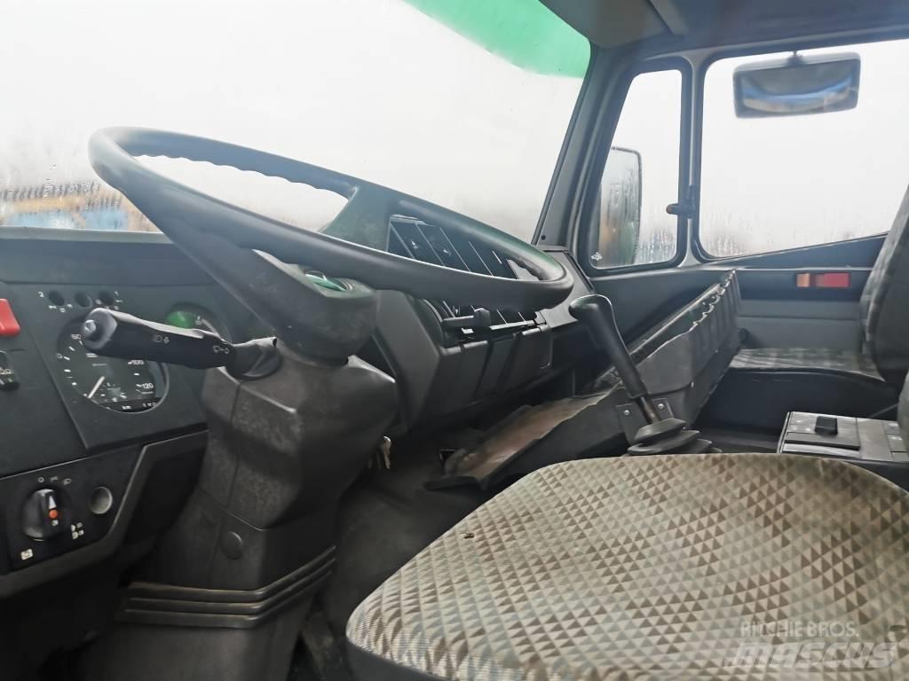 Mercedes-Benz 2426 Vakuumski tovornjaki