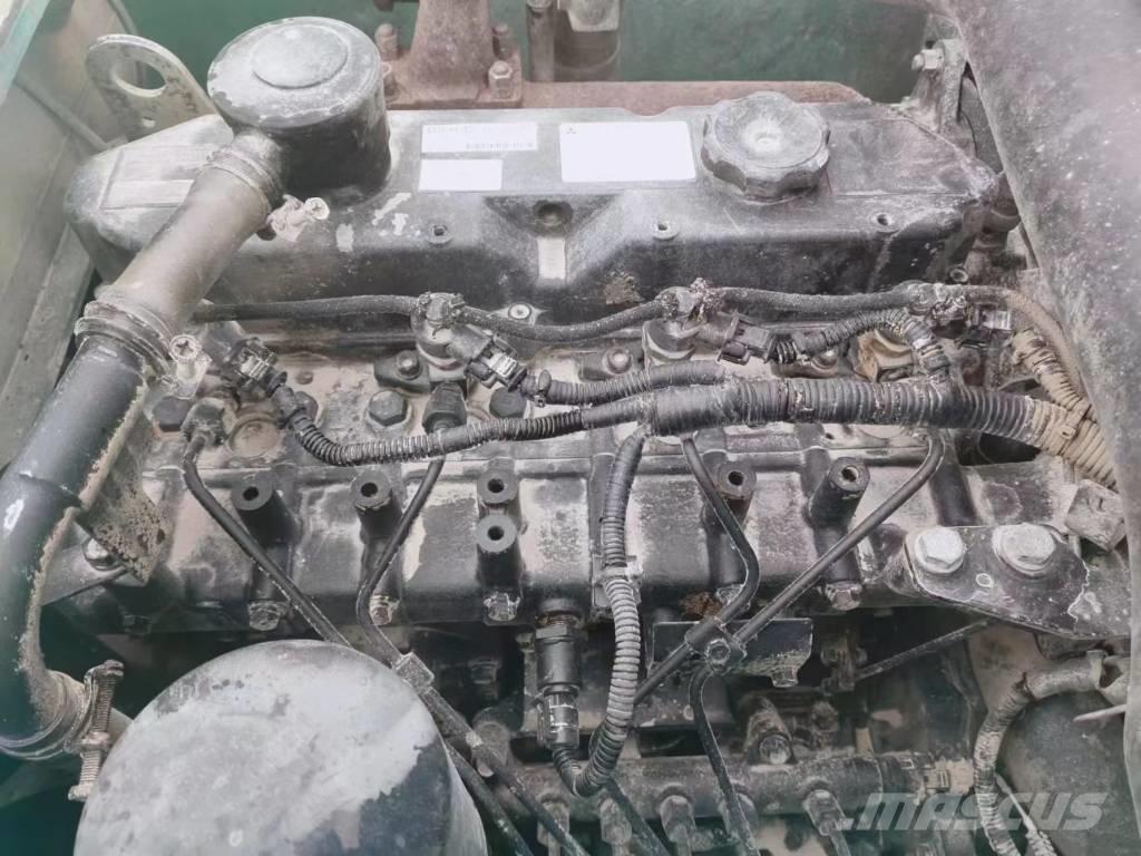Kobelco SK 140 Bagri goseničarji