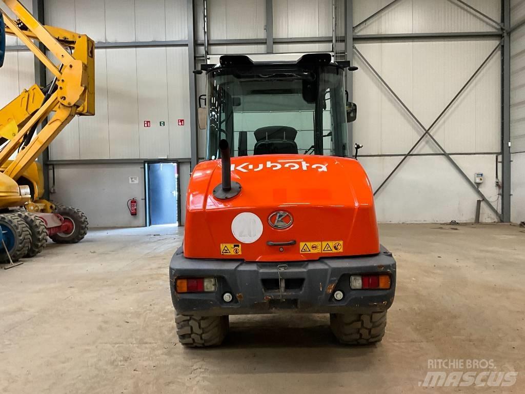 Kubota R 085 Kolesni nakladalci