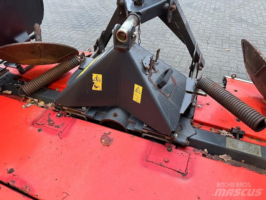 Kuhn PZ 320 F Kosilnice