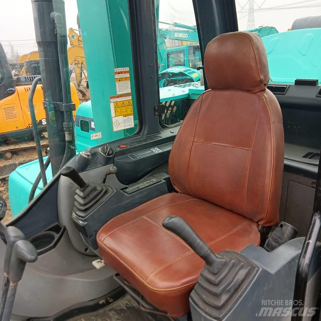 Kobelco SK75-8 Midi bagri 7t – 12t