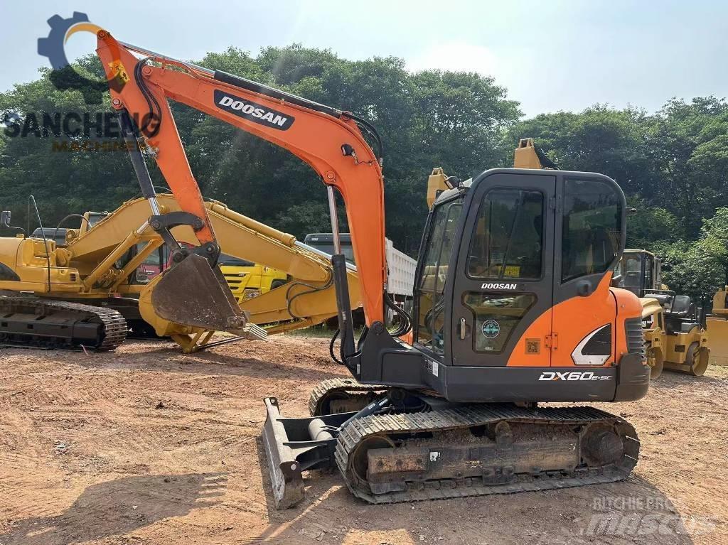 Doosan DX 60 Mini bagri <7t