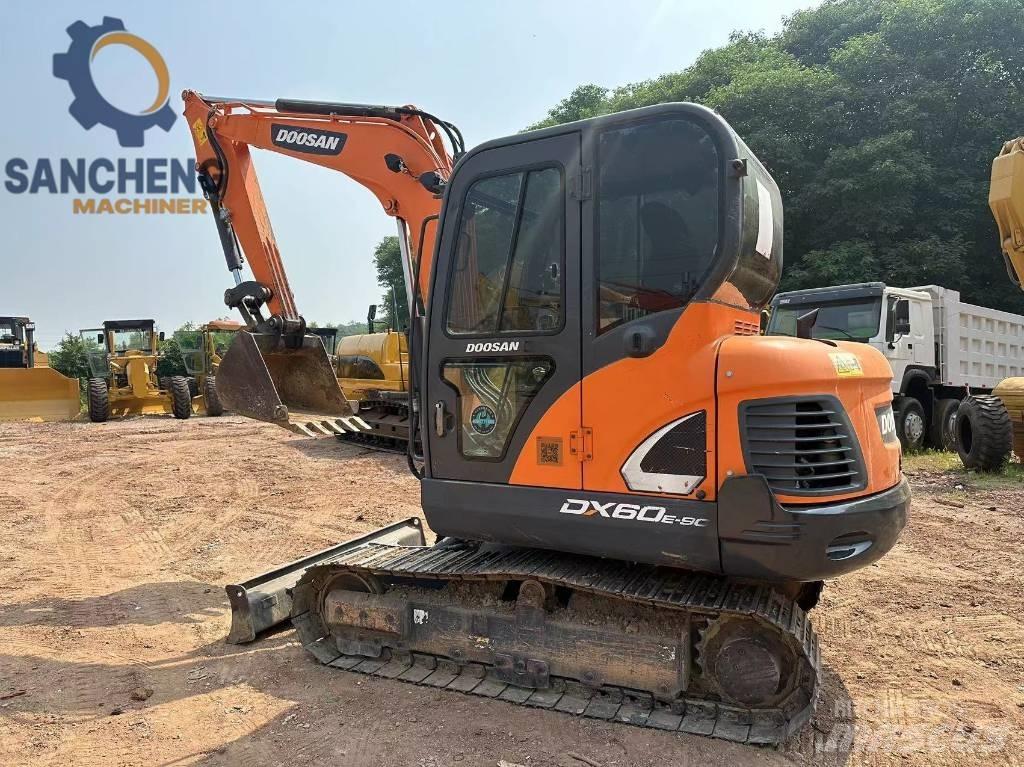 Doosan DX 60 Mini bagri <7t
