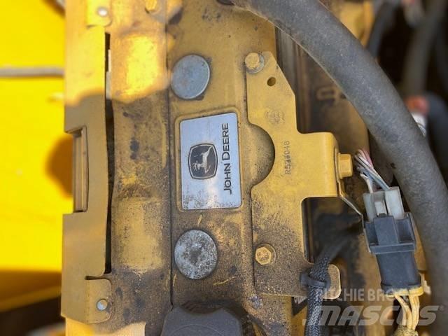 John Deere 210 GLC Bagri goseničarji