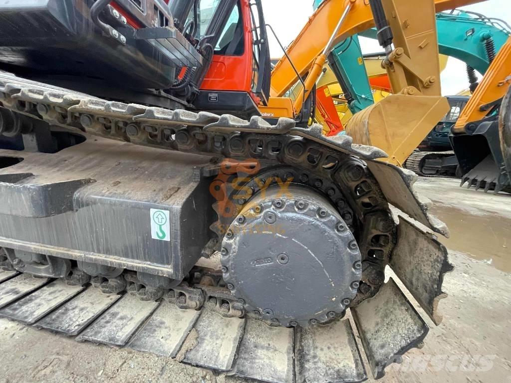 Doosan DX 300LCA Bagri goseničarji