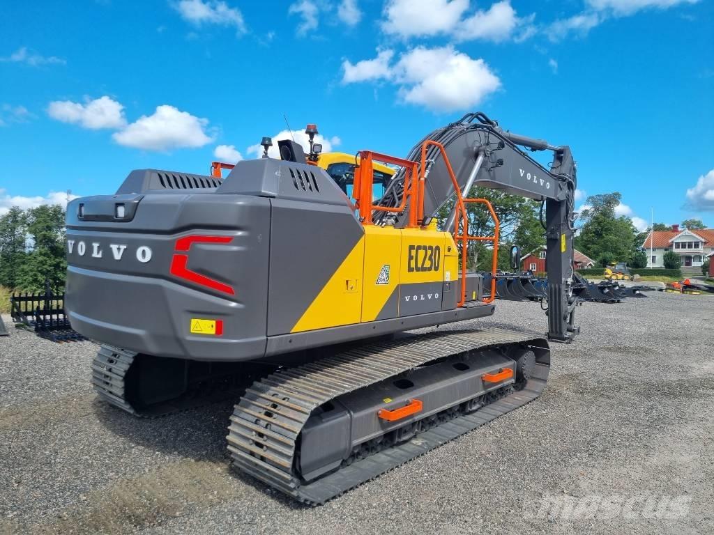 Volvo EC 230 FL Bagri goseničarji