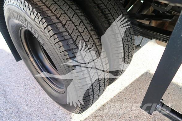 RAM 3500 HD Tovornjaki s kesonom/platojem
