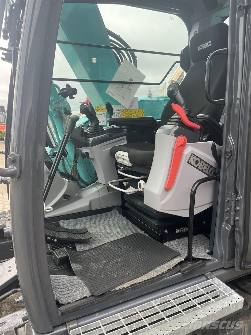 Kobelco SK 75 SR Midi bagri 7t – 12t