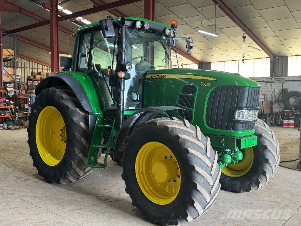John Deere 7530 AQ Traktorji