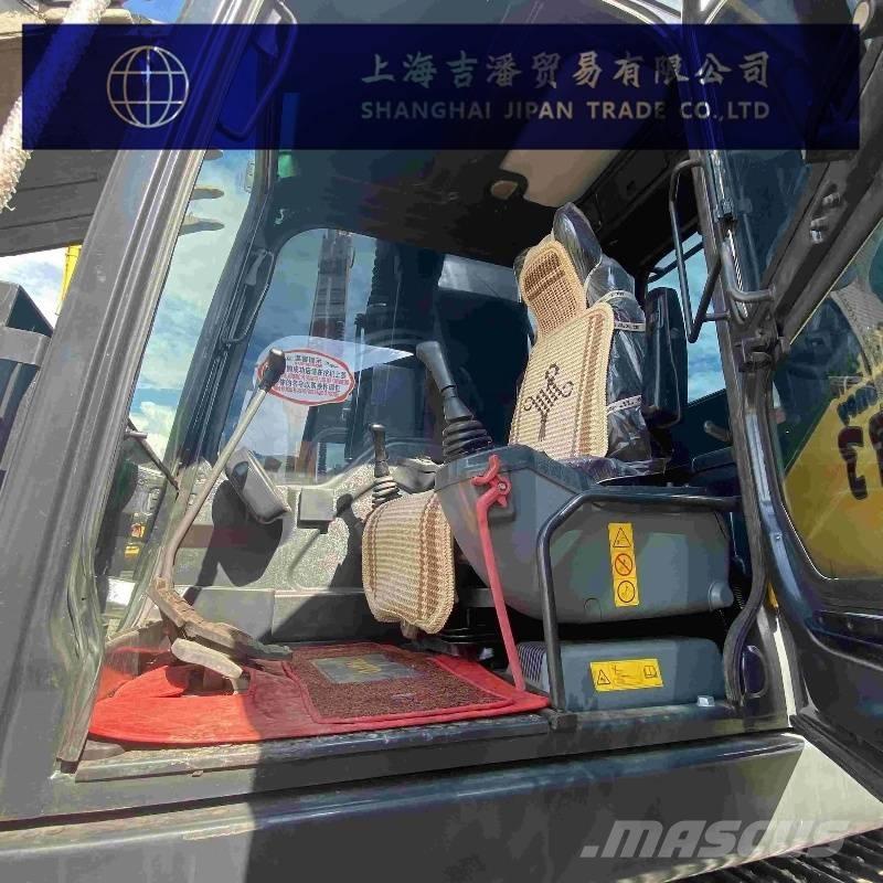 Volvo EC 240 Bagri goseničarji