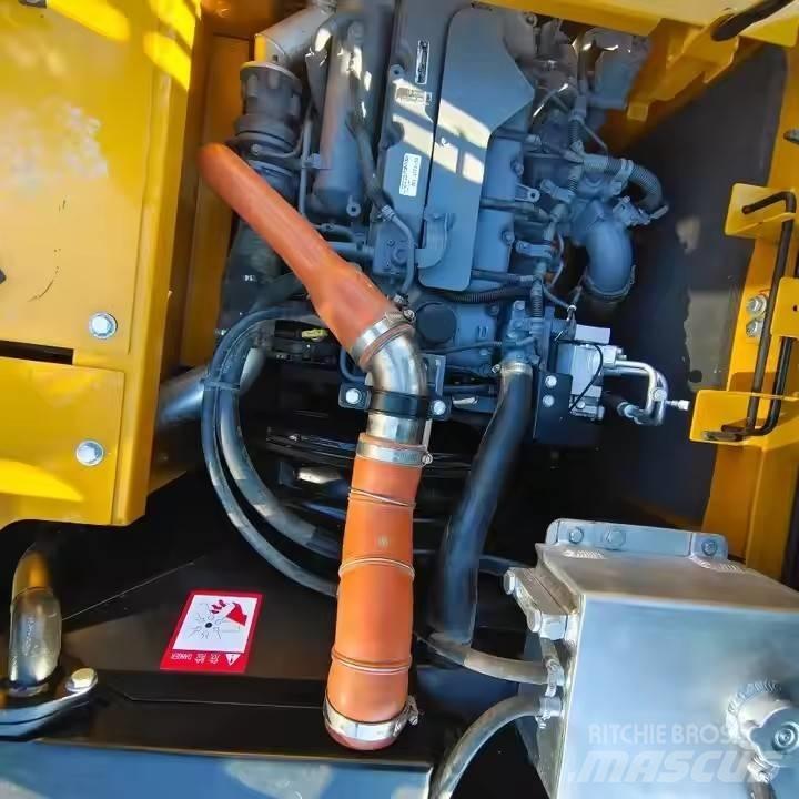 Sany SY125c Bagri goseničarji