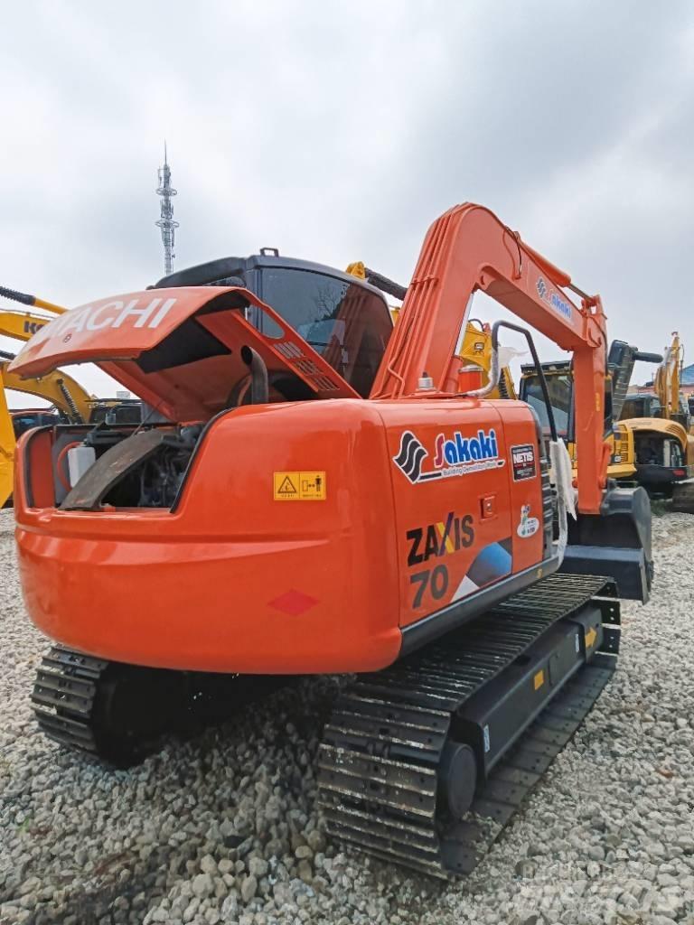 Hitachi ZX 70 Mini bagri <7t