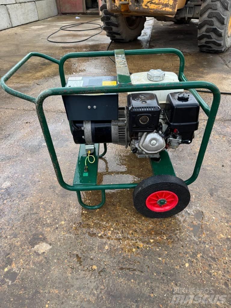 Harrington 3.8KVA Bencinski agregati