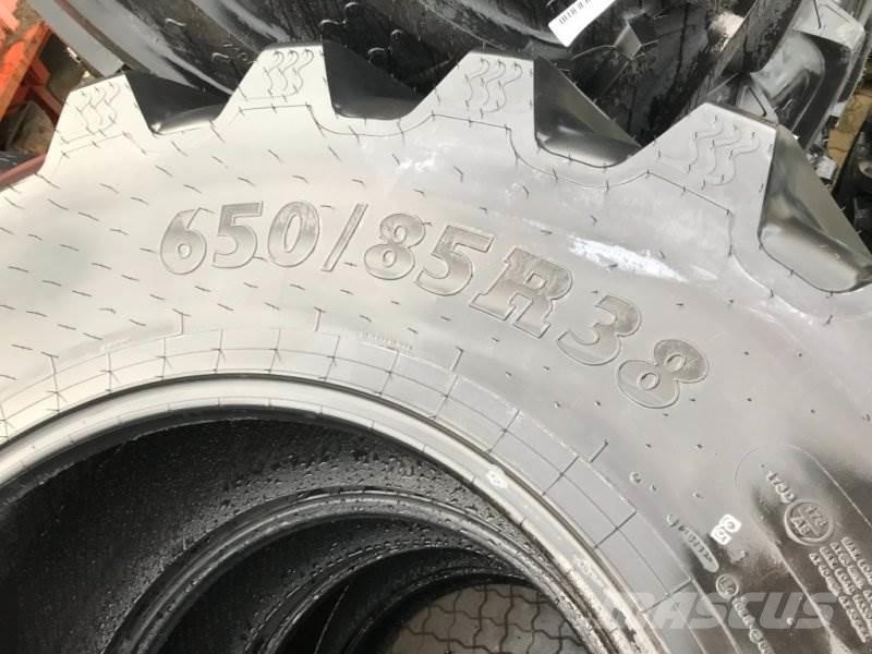 BKT 650/85R38 Gume, kolesa in platišča