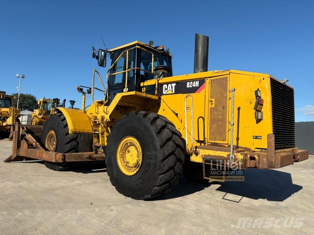 CAT 824 H Kolesni Buldožerji