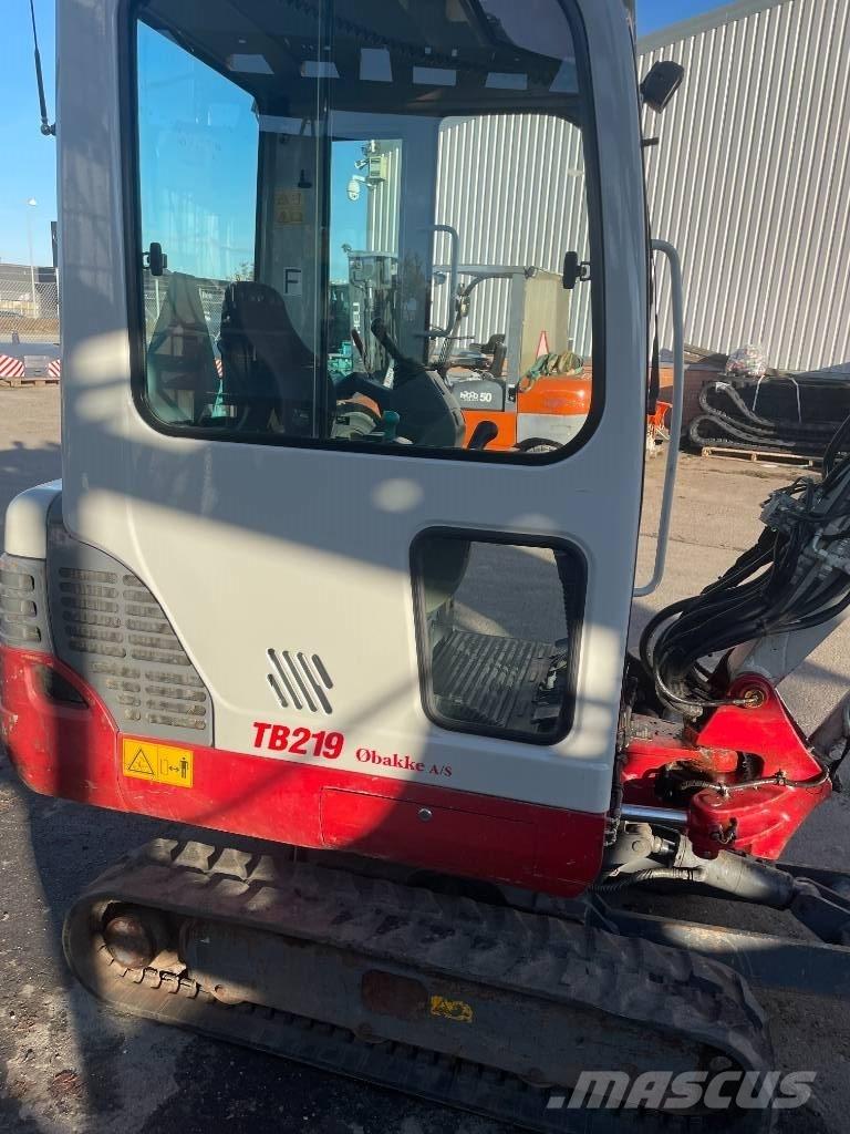 Takeuchi TB 219 Mini bagri <7t