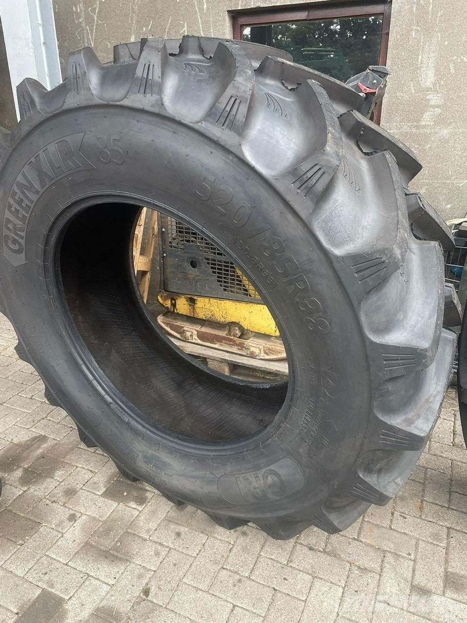  520/85R38 *GRI* Gume, kolesa in platišča