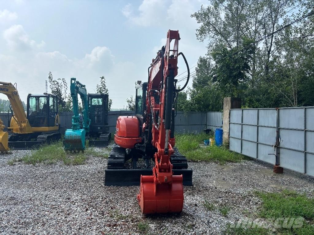 Kubota U 40 Mini bagri <7t