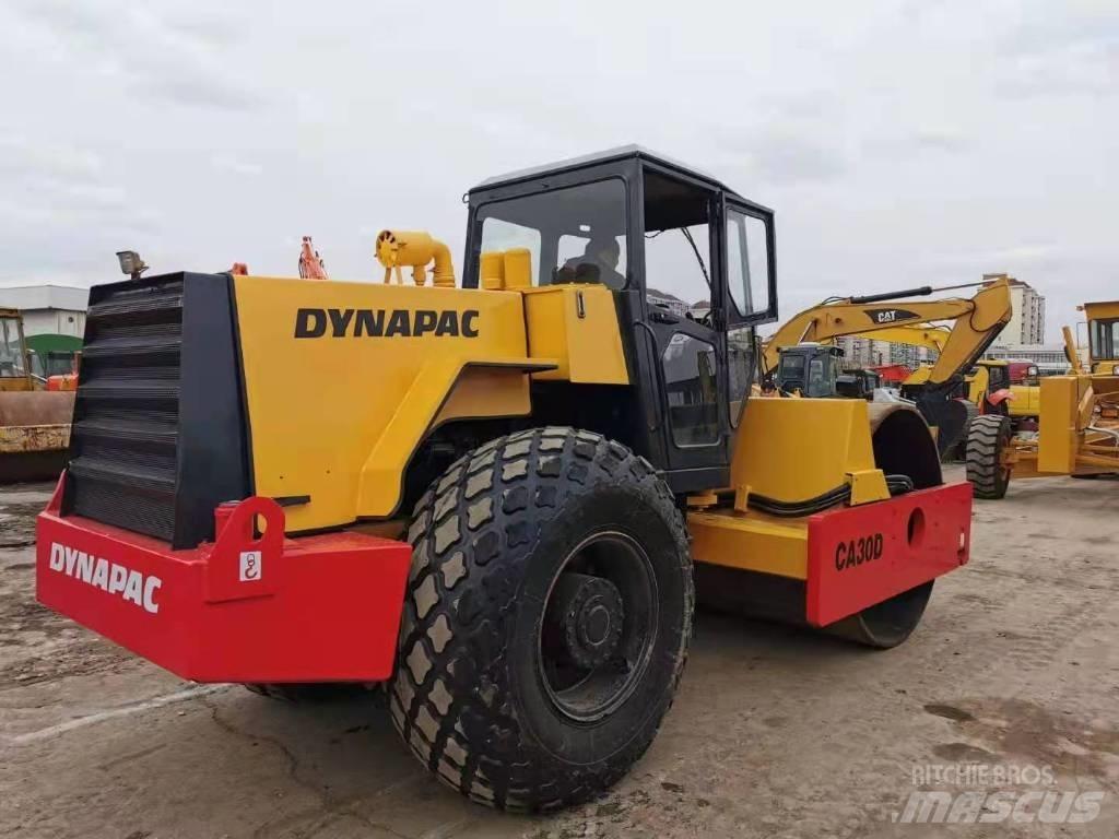 Dynapac CA 30 D Enojni valjarji