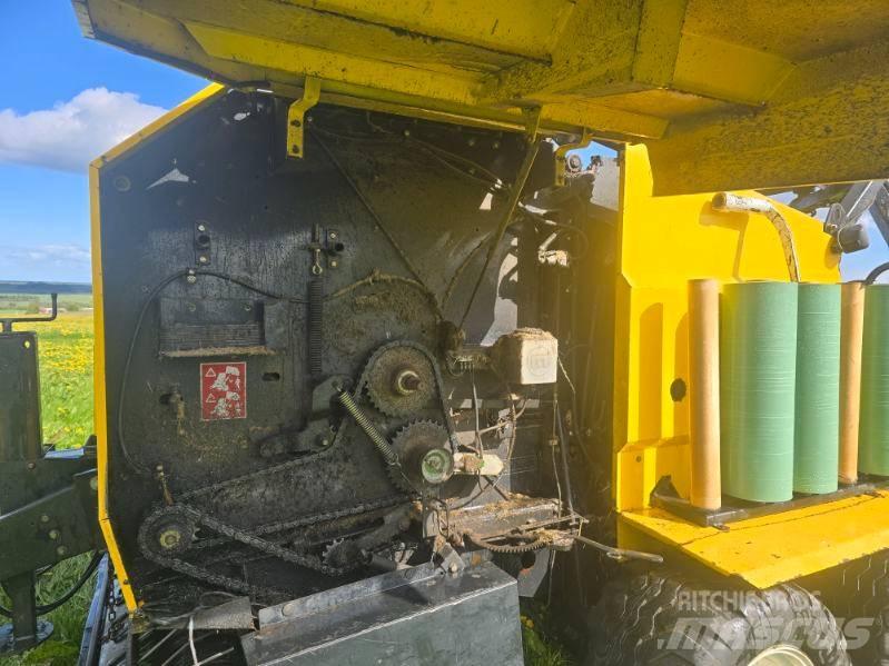 New Holland BR 560 Balirke (okrogle bale)