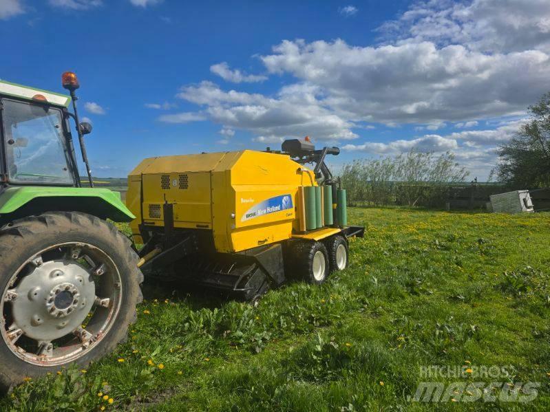 New Holland BR 560 Balirke (okrogle bale)