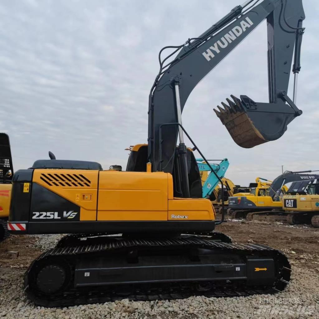 Hyundai 225VS Bagri goseničarji