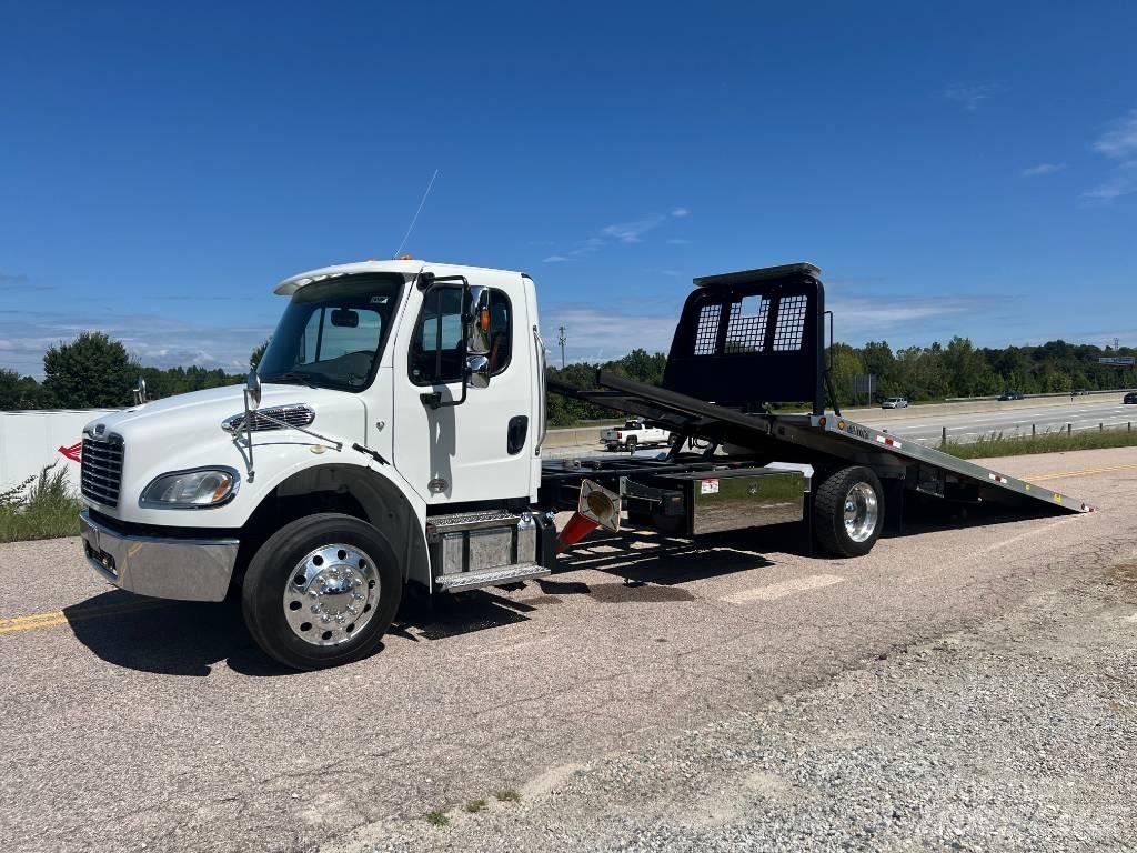 Freightliner M2 Vlečna vozila za tovornjake